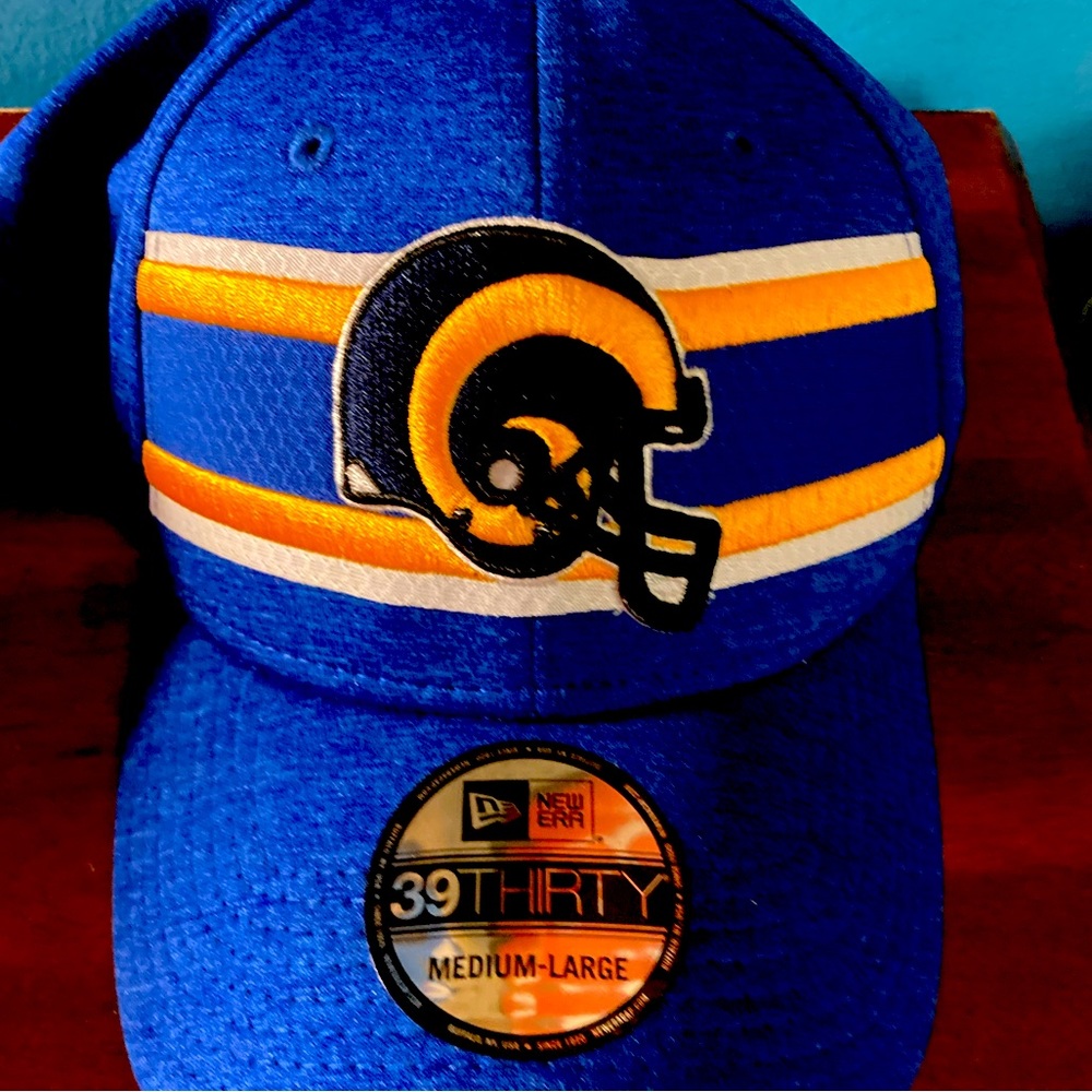 LA Rams NFL Hat - Picture 2 of 3